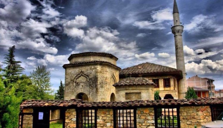 Shpallet konkurs për imamin e xhamisë më të bukur në Maqedoni (Dokument)