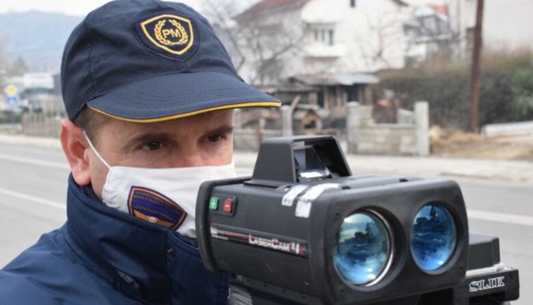 Gjobiten 245 vozitës në Shkup, 31 për tejkalim të shpejtësisë