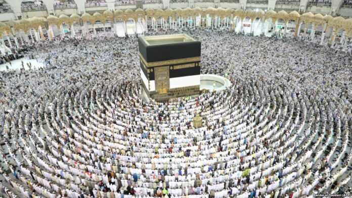 Arabia do t’i lejojë në Mekë vetëm pelegrinët e “imunizuar”