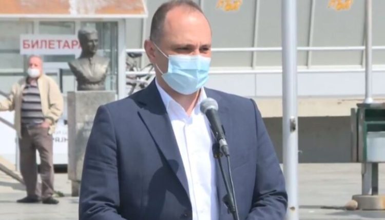 Filipçe paralajmëron hapjen e kafeneve dhe shkurtimin e orës policore