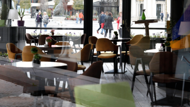 Maqedoni: Prej sot rifillojnë me punë kafenetë dhe restorantet