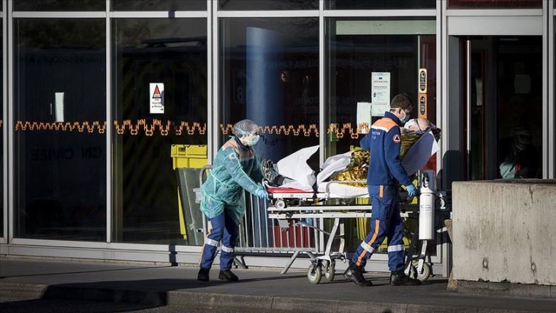 Vdekjet nga COVID-19 në Evropë arrijnë në mbi 1 milion, ndërsa pandemia arrin ‘pikën kritike’