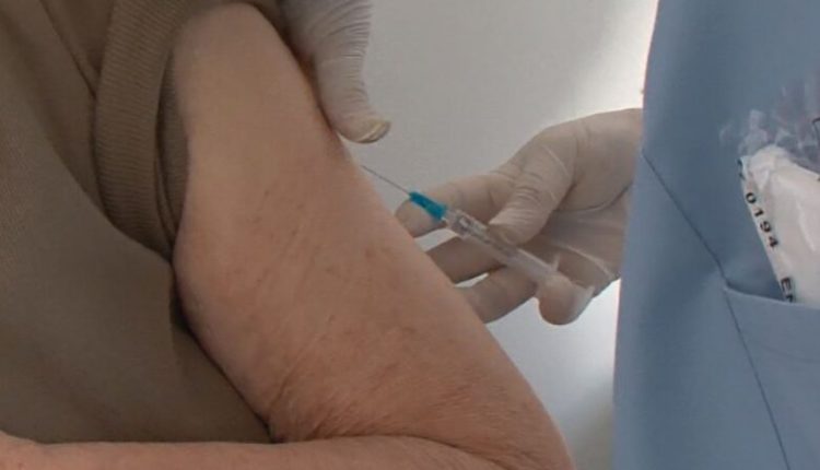 MSh: Brenda 24 orëve janë aplikuar mbi 9 mijë vaksina kundër Covid-19