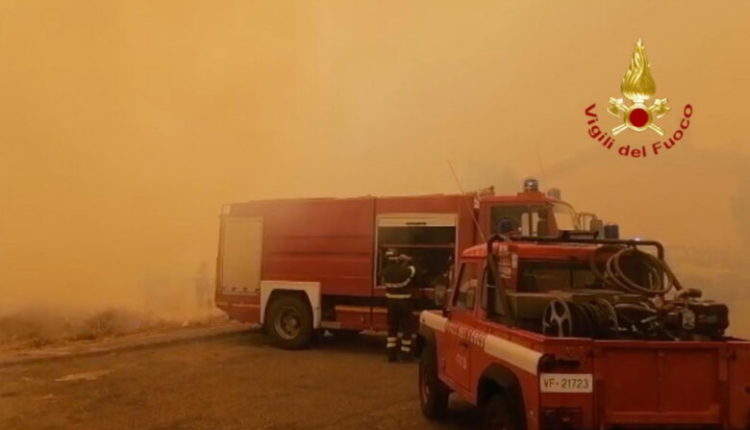 Vazhdojnë zjarret në Sardenja, Greqia dhe Franca i dalin në ndihmë Italisë