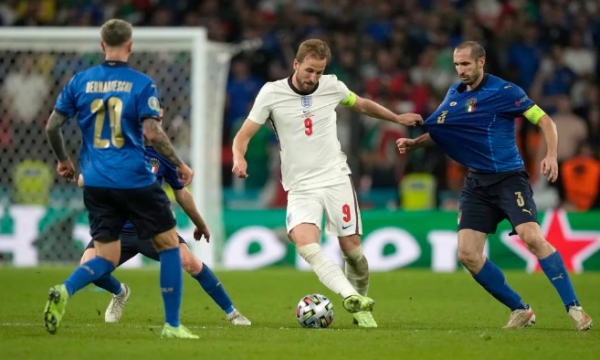 Finalja e EURO 2020 Itali – Angli live: Përfundojnë edhe vazhdimet, penalltitë e vendosin kampionin evropian