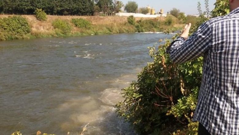 Gjendet trupi i një djali të mitur në Lumin Vardar