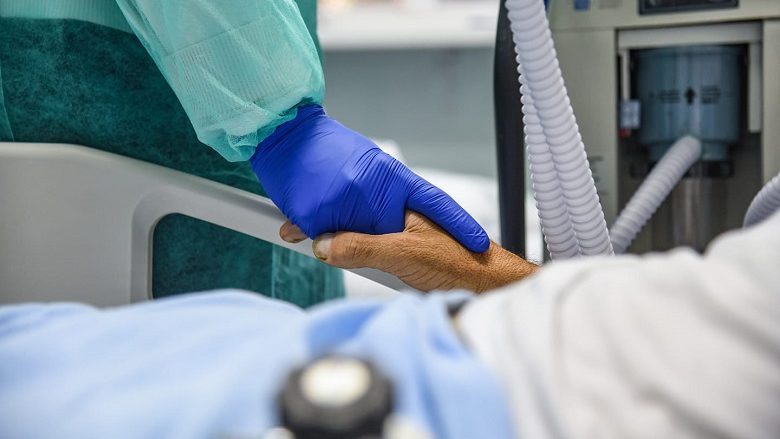 Që nga fillimi i pandemisë rreth 6.000 persona humbën jetën nga COVID-19 në Maqedoni