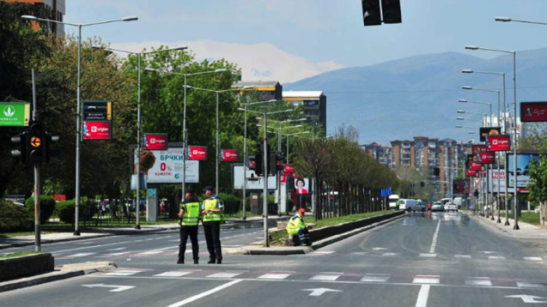 Shkup, pjesërisht rrugë të bllokuara për shkak të protestave