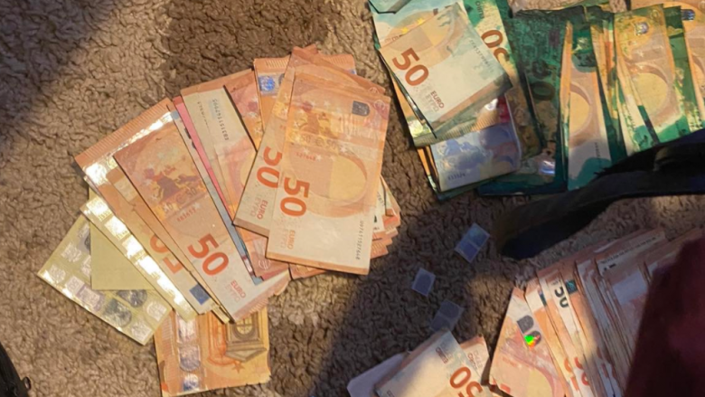 Policia e Maqedonisë kap falsifikues të parave, sekuestrohen gati një milionë euro
