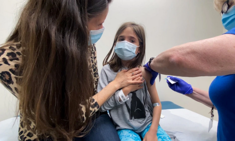 Izraeli nis vaksinimin e fëmijëve mbi 5 vjeç