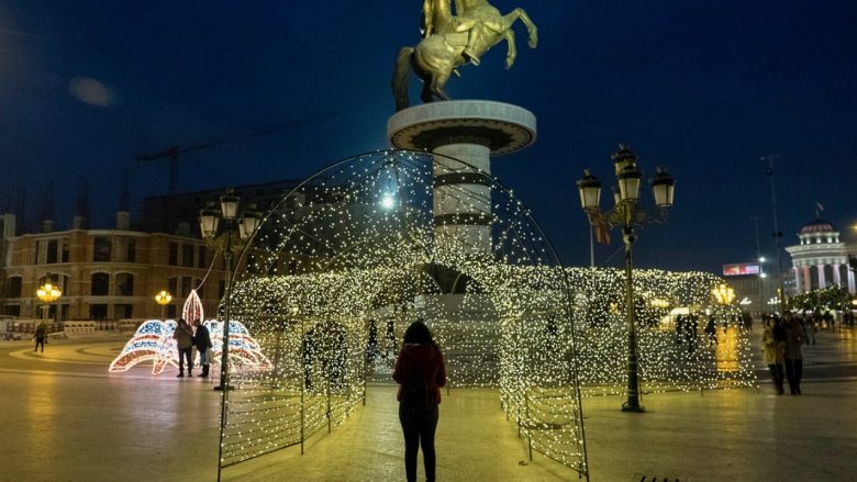 Bashkia e Shkupit këtë vit do të harxhojë mbi 240 mijë euro për zbukurimet për Vitin e Ri