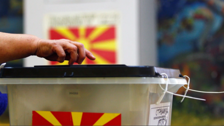 Zgjedhjet presidenciale në Maqedoni deri në orën 17 është 44,18 për qind