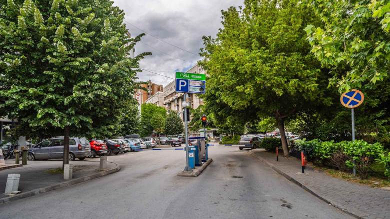 Parkingje falas në Komunën Qendër për festat e Vitit të Ri dhe Krishtlindjeve për të gjithë qytetarët e RMV-së