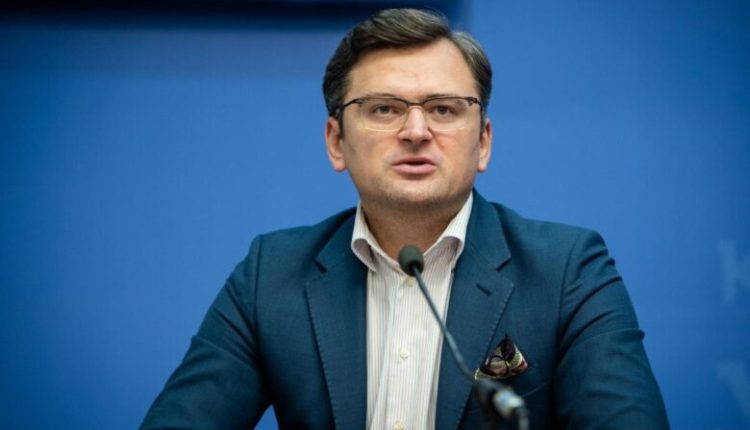 Ukraina kërkon të takohet me Rusinë për grumbullimin ushtarak