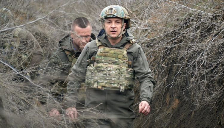 Presidenti ukrainas: Humbjet e Rusisë mjaft të rënda, qindra ushtarë të vdekur i larguan nga kufiri