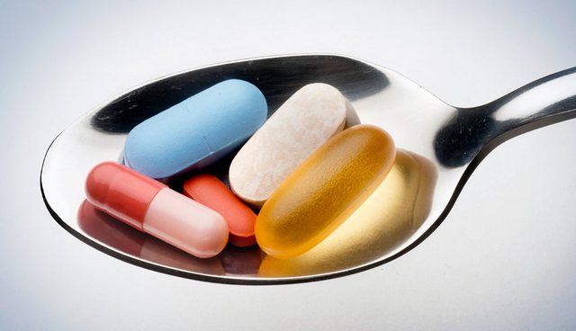 Vitamina që është thelbësore për ata që janë konsumues të duhanit dhe alkoolit