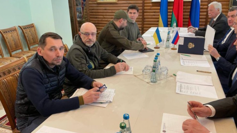 Rusia dhe Ukraina pajtohen për vazhdim negociatash