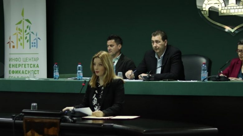 Arsovska: Me instalimin e sistemeve fotovoltaike në objektet nën kompetenca të bashkisë deri te përmirësimi i efikasiteti energjetik