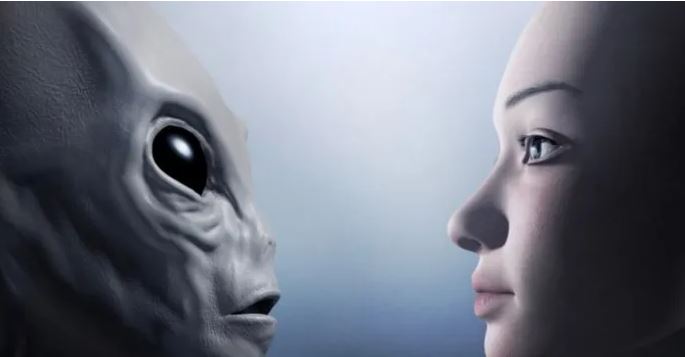 A është krijuar njeriu nga alienët?