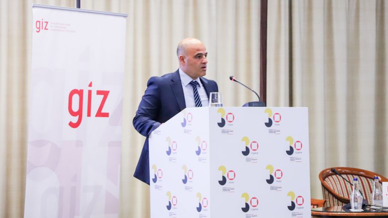 Kovaçevski: Me Strategjinë nacionale sigurojmë mundësi të barabarta për personat me aftësi të kufizuara, që është prioritet i ynë