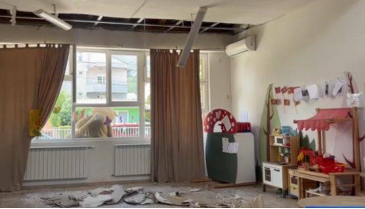 Karposh: Bie tavani në Çerdhe të fëmijëve (VIDEO)