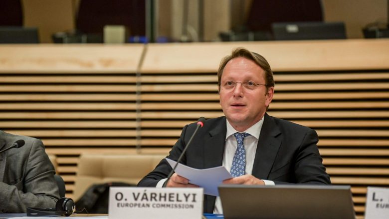 Varhelyi: Ndryshimet kushtetuese duhet të bëhen, Kuvendi tregoi qartë se janë të gatshëm për ndryshimet