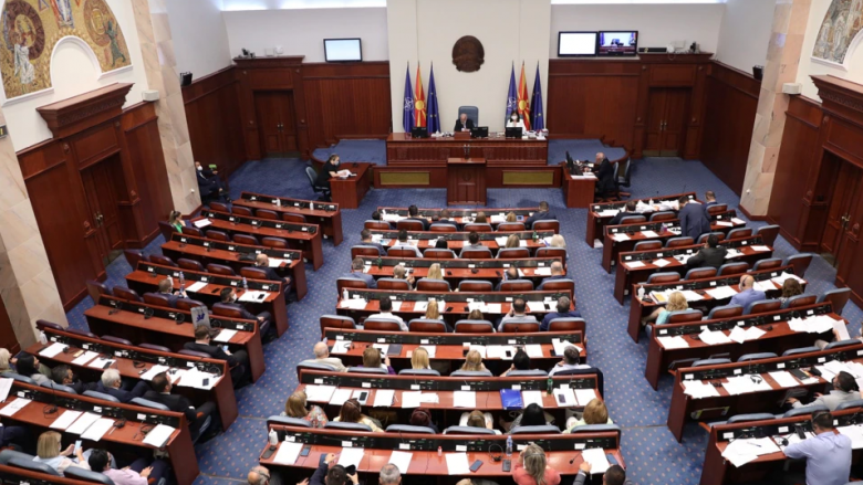 Me 88 vota, Kuvendi i Maqedonisë i votoi ndryshimet në ligjin për riorganizimin e Qeverisë