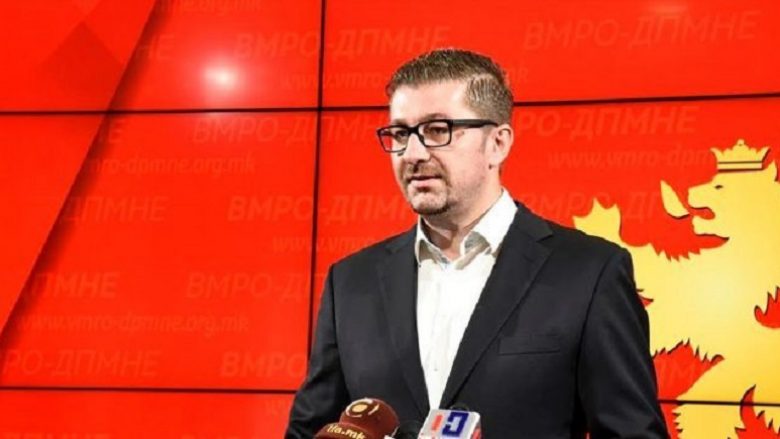 Mickoski: A duhet të ndryshohet Kushtetuta për të filluar negociatat me BE-në?