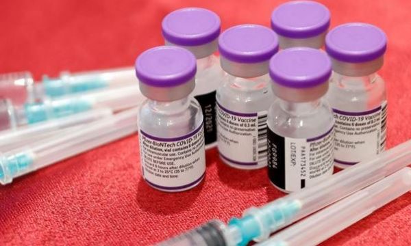 SHBA porosit 105 mln doza vakinash, përgatitet për valën e vjeshtës