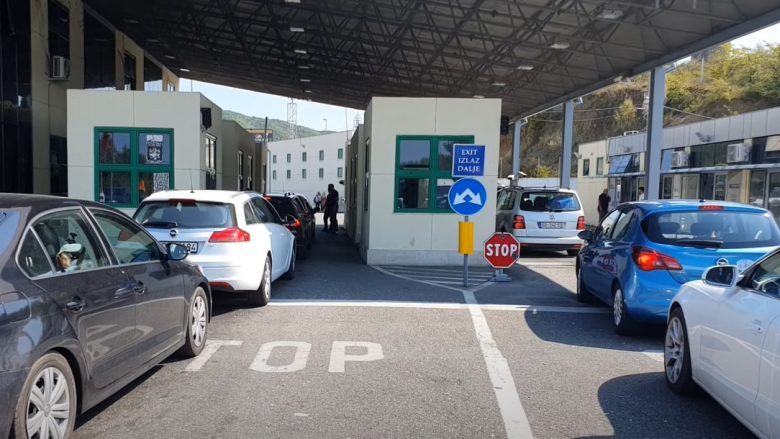 Nuk ka pritje të gjata në pikat kufitare të Maqedonisë së Veriut