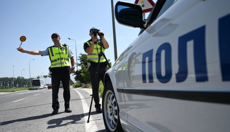 108 shkelje të rregullave në trafik, 12 vozitës pa patentë shoferi