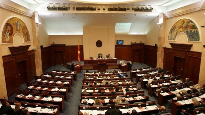 Kuvendi sot pritet të zgjedh ministrat e rinj të Shëndetësisë dhe Shoqërisë Informatike