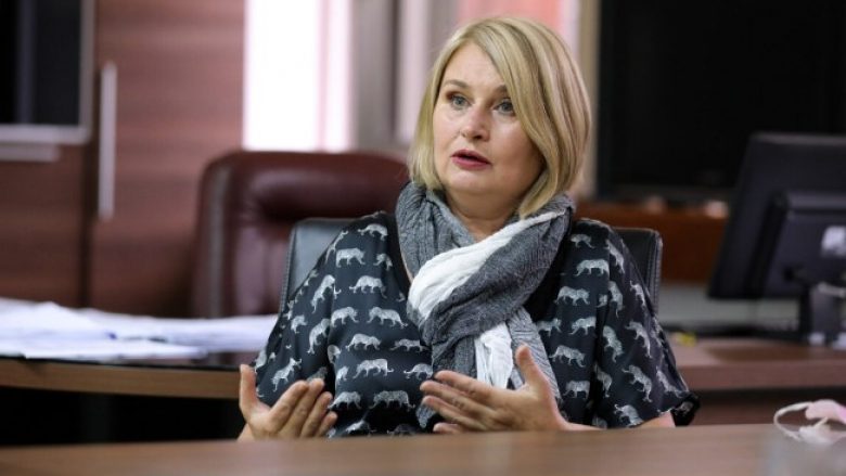 Cërvenkovska jep dorëheqje nga posti i kryetares së Këshillit Gjyqësor