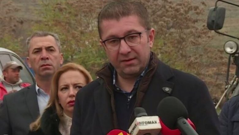 Mickoski: Pendarovski sillet si analist