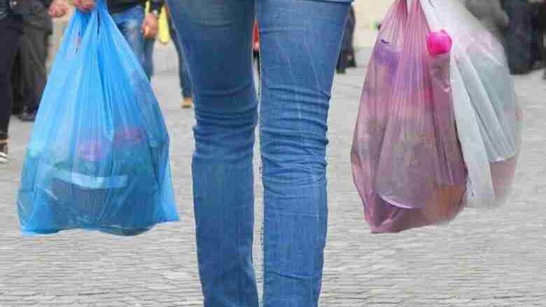 Ulet përdorimi i qeseve të plastikës në Maqedoninë e Veriut