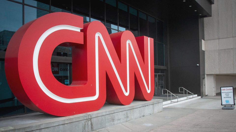 CNN largon shefin ekzekutiv Chris Licht