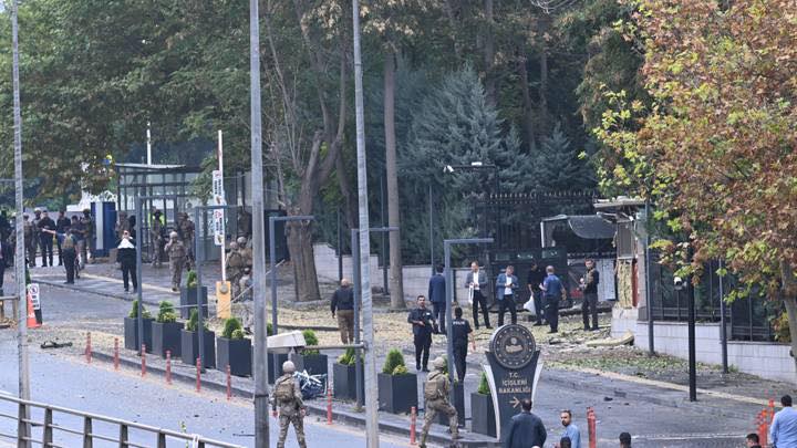 Sulm kamikaz pranë Ministrisë së Brendshme në Turqi