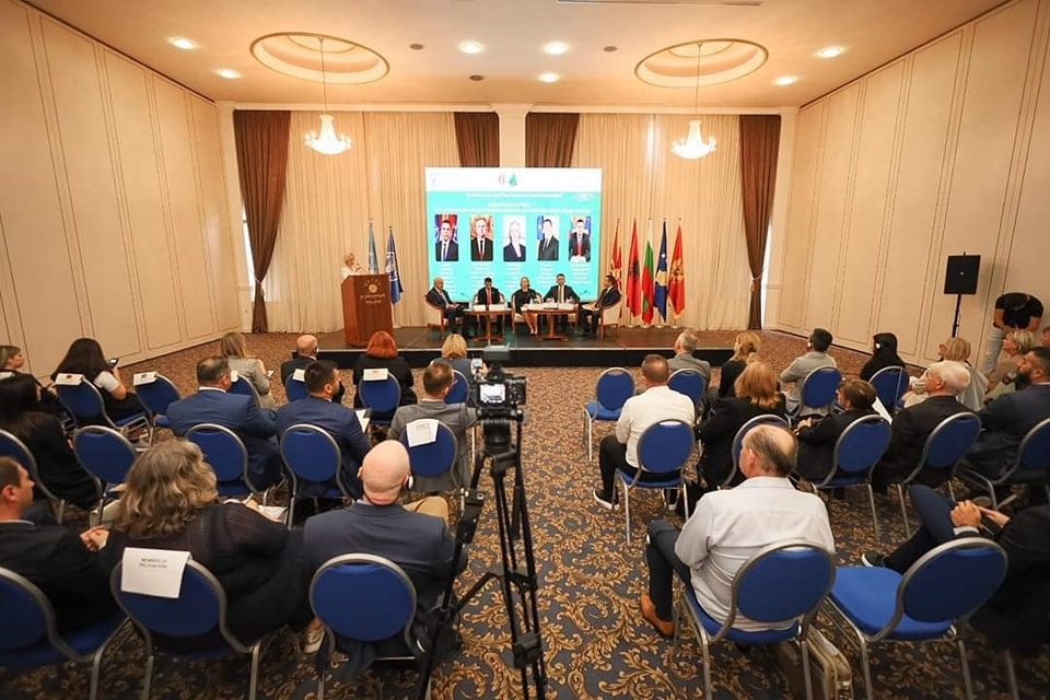 Ministrat e rajonit, të bashkuar: “Aksion i gjelbër” rajonal për mbështetje të përbashkët dhe ripërtëritje të pyjeve