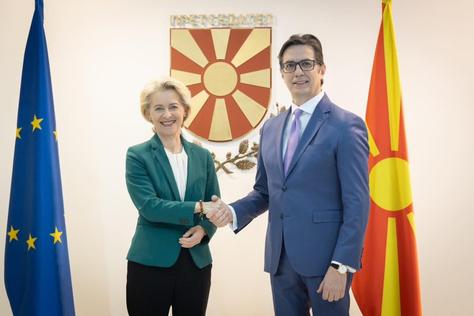Presidenti Pendarovski takohet me kryetaren e KE-së, Von der Leyen