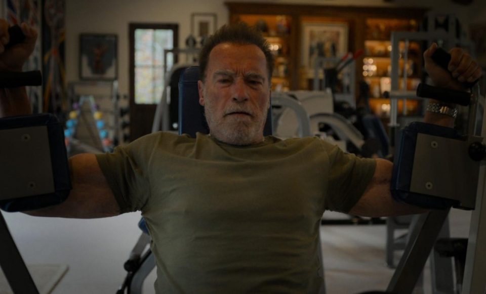 Arnold Schwarzenegger: Si të zgjoheni bëni aktivitete fizike, iu ndihmon shumë
