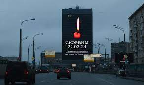 Sulmi me 133 viktima në Moskë, Rusia shpall ditë zie kombëtare për personat që humbën jetën