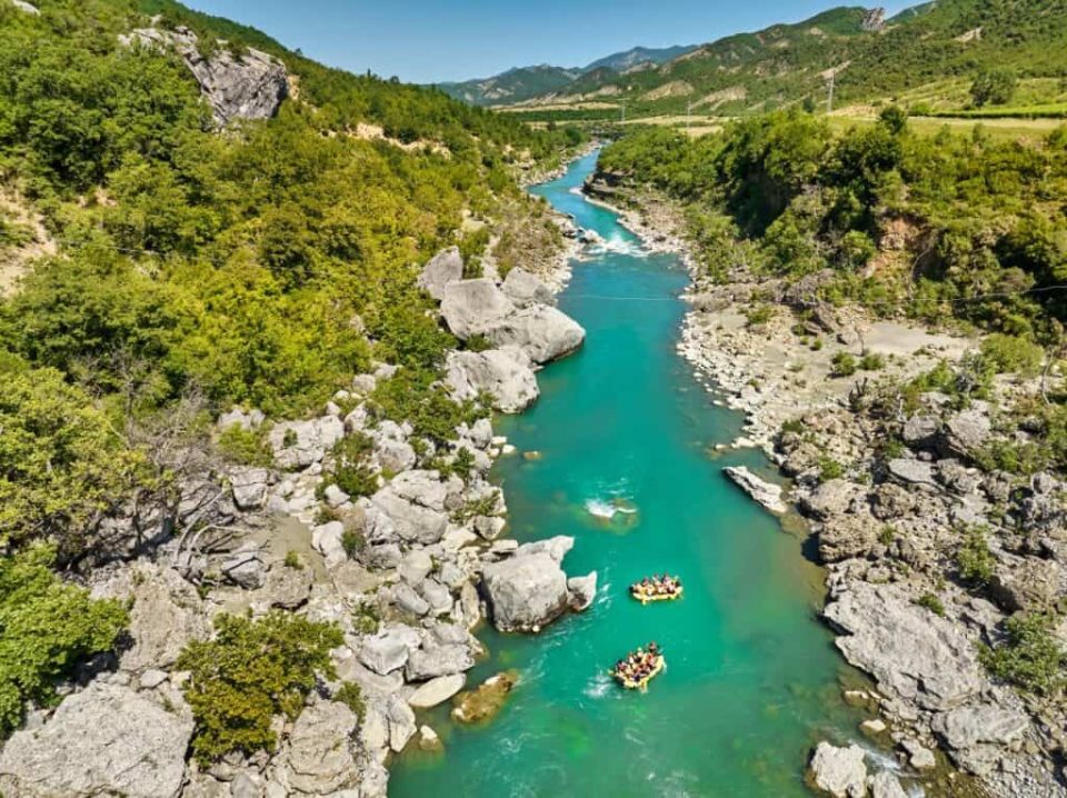 Shqipëria dorëzon në UNESCO kërkesën për përfshirjen e Lumit Vjosa në pasuritë natyrore botërore