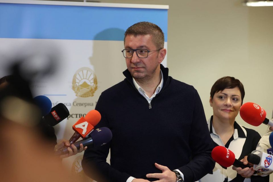 Mickoski: Kredia do të shlyhet me grejs periudhë deri në 3 vjet dhe afat shlyerje deri në 15 vjet