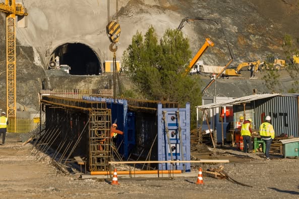 Balluku: Shqipëria dhe Maqedonia do të lidhen me tunel