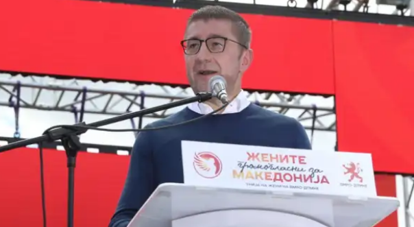 Mickoski paralajmëroi ndryshime të mëdha në VMRO-DPMNE dhe në Qeveri deri në fund të vitit