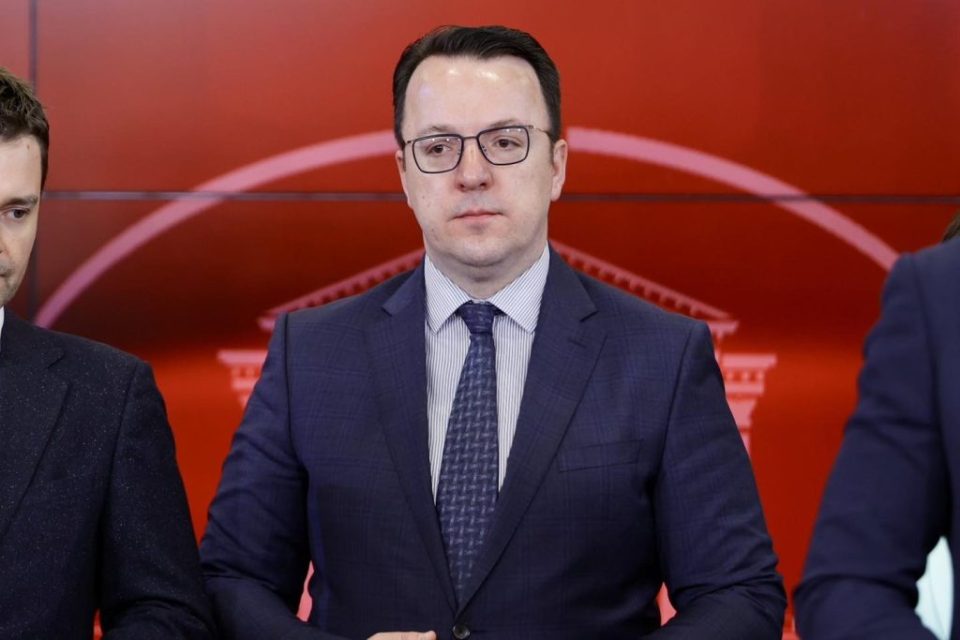 Nikolloski: Partneriteti strategjik me Mbretërinë e Bashkuar do të sjellë vende të reja pune dhe një ekonomi të fortë