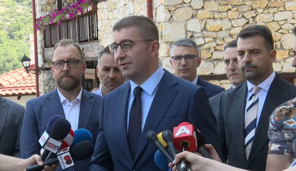 Mickoski: Turizmi po rritet me 20 përqind dhe pres që ky trend të vazhdojë