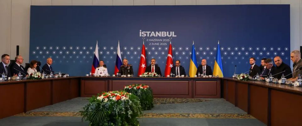 Rusia i dorëzon Ukrainës memorandum armëpushimi