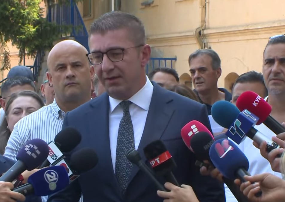 Mickoski: Vazhdojmë të përmbushim premtimet tona, tani është koha për të ndërtuar