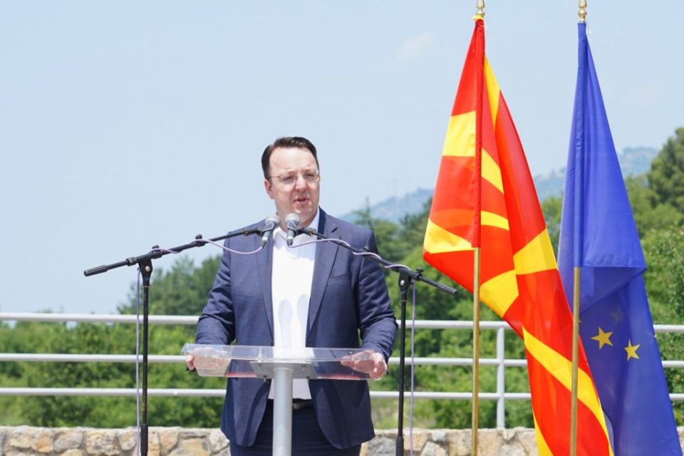 Nikollovski: Për dy vite e gjysmë, hekurudha nga Shkupi deri në Kërçovë duhet të jetë gati